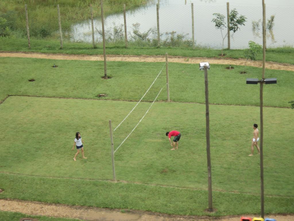 Apartamento Pontal Do Lago Caldas Novas Buitenkant foto