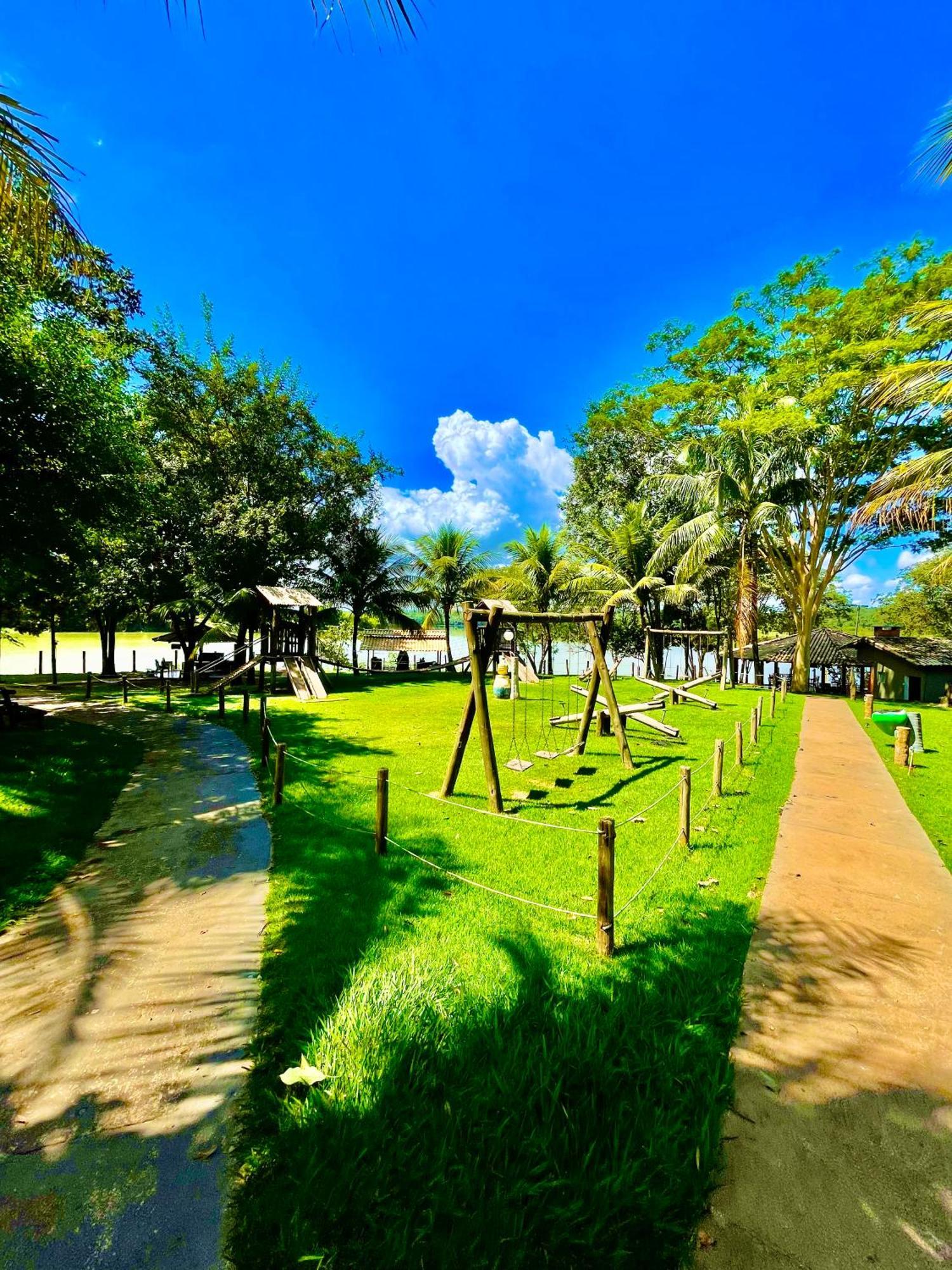 Apartamento Pontal Do Lago Caldas Novas Buitenkant foto